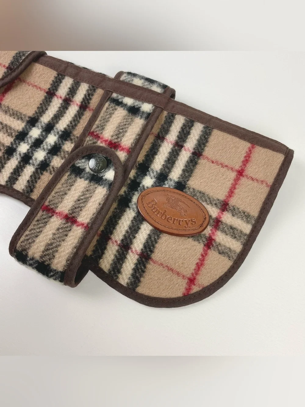 VTG Burberrys 12